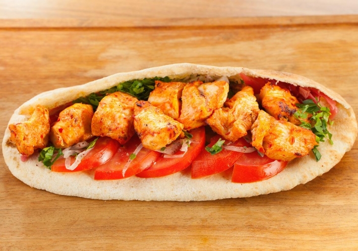 Tavuk Şiş Ekmek Arası